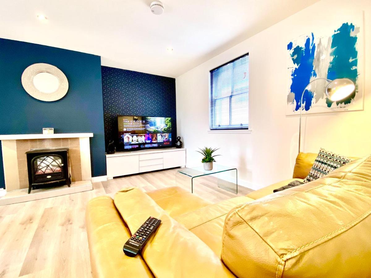 Stylish Central 2 Bedroom Apartment - Free Parking, Free Wifi Islas Orcadas Exterior foto